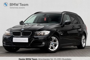 | Pakiet Comfort | 6-biegowa | Tempomat | Podgrzewane fotele |